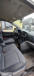 2010 Hyundai h1 starex (8 foto / 8)