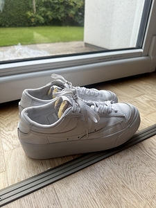 Nike tossud, Nike tossud (2 foto / 2)
