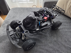 Traxxas Ford F-150 2wd BL-2s (4 foto / 4)