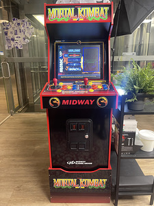 Arkaadimänguautomaat Mortal Kombat, Arcade1Up (1 foto / 3)