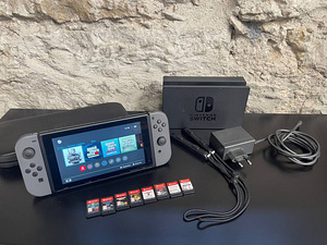 Nintendo Switch (1 foto / 3)