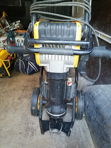 Müün hakkurit DeWALT D25981 (3 foto / 4)