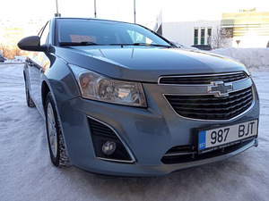Продам Chevrolet Cruze (4 фото из 10)