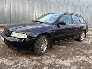 Audi a4 2.4 121 kw quattro (1 foto / 5)