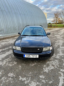Audi a4 2.4 121 kw quattro (4 foto / 5)