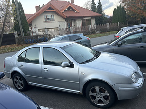 VW BORA 2003 1.6 75kW (5 foto / 9)