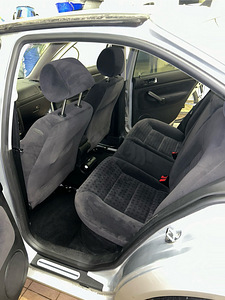 VW BORA 2003 1.6 75kW (9 foto / 9)