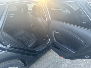 Hyundai i40 (12 фото из 12)
