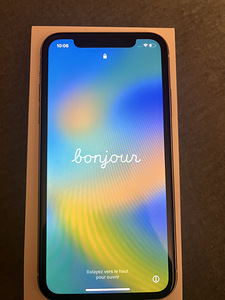 Продам IPhone 11 (1 фото из 3)