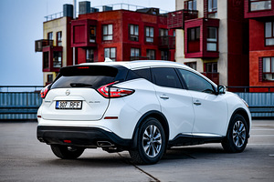 Nissan Murano Z52 2018 (3 foto / 15)