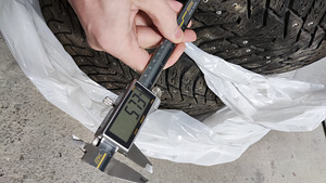 Naastrehvid Nokian Hakkapeliitta 8 205/55/16 4tk (8 foto / 8)
