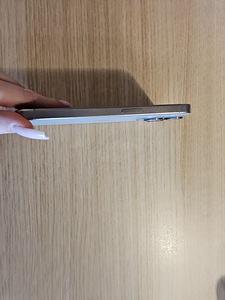 iPhone 15 pro 128 gb (3 foto / 6)