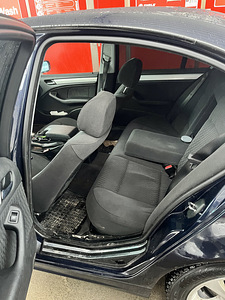 BMW E46 2.2L R6 125kW (5 foto / 9)