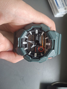 Casio G-Shock GA-010-2AER (1 foto / 3)