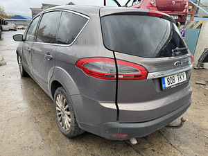 Ford s-max (3 foto / 8)