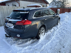 Opel Insignia (5 фото из 8)
