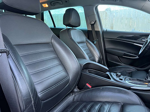 Opel Insignia (7 фото из 8)