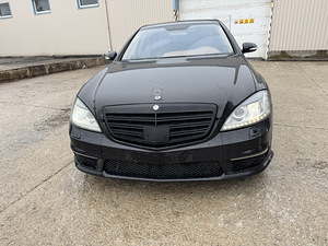 Mercedes w221 s550 (4 foto / 10)