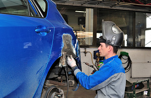 Auto plekksepp Tallinnas (4 foto / 4)