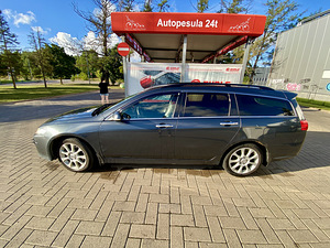 Honda accord (11 foto / 15)