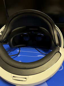 PlayStation vr v2 (1 фото из 3)