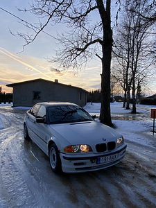 E46 323i Driftikas (2 фото из 6)