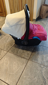 Laste turvahäll koos alusega (3 foto / 6)