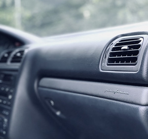 Peugeot 406 Coupe Pininfarina (12 foto / 13)