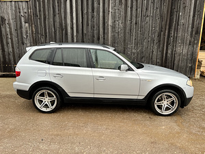 BMW X3 2,5 160kw (1 foto / 6)