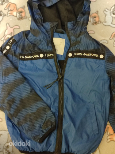 Продам куртку весна 98-104