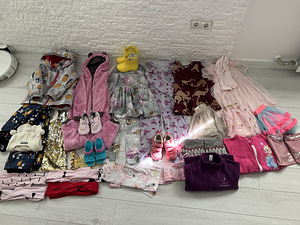 Müün erinevaid lapse riideid(kandis 1 laps) kokku 50 eurot