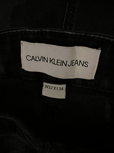 Calvin Klein teksad/ Calvin Klein teksad (3 foto / 3)