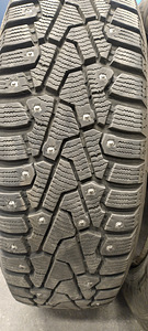Müüa talvised naelrehvid velgedel, Pirelli 185/65/R15 (2 foto / 6)