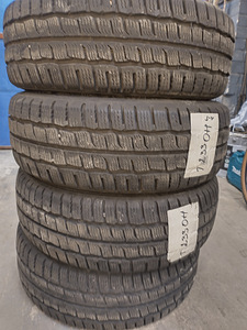 KUMHO 215 60 17C (9 foto / 9)
