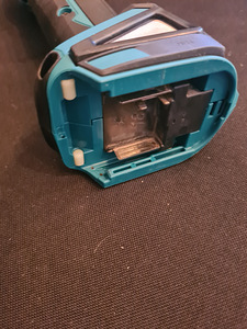 Makita DGA504z akurelakas (3 foto / 3)