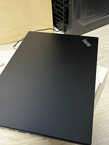 Lenovo Thinkpad t495s touchscreen osadeks (1 foto / 5)
