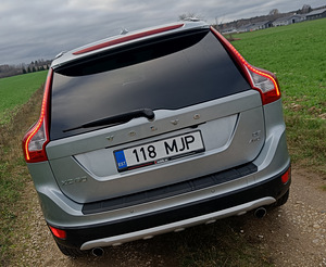 Volvo xc60 D5, 151kw HÄSTI HOOLDATUD (6 foto / 11)
