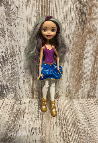 Кукла Ever After High Меделин Хеттер