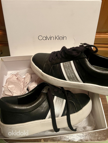 Кроссовки женские CK
