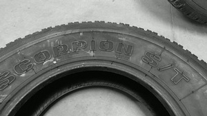 Rehvid Pirelli Scorpion M+S 235/70 R16 2tk 50eur (4 foto / 4)