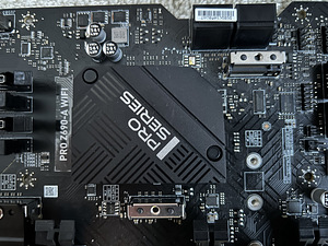 MSI z690-a wifi Emaplaat (3 foto / 5)