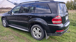 Mercedes gl420 (5 foto / 8)