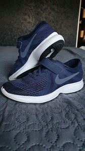 Tossud Nike, s35 (2 foto / 2)