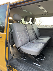 Volkswagen Transporter T5 (6 foto / 15)