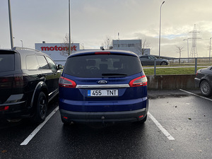 Ford S-Max 2013 (3 фото из 6)