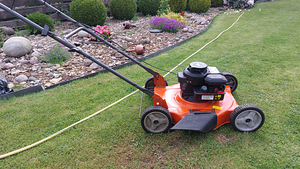 Газонокосилка HUSGVARNA (3 фото из 4)