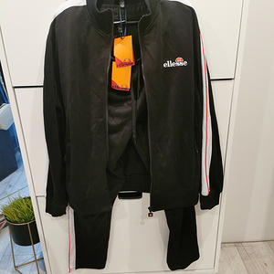 Treeningu ülikond L-XL (2 foto / 2)