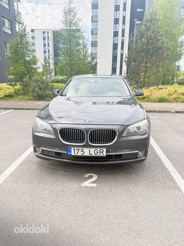 BMW 730
