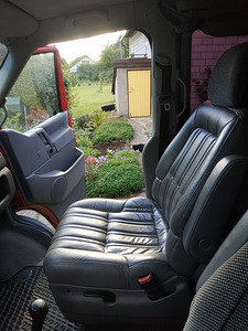 M VW Multivan 2,5 Tdi allstar (2 foto / 8)