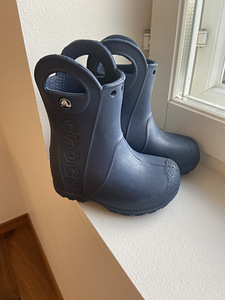 Сапожки crocs 6 (2 фото из 8)